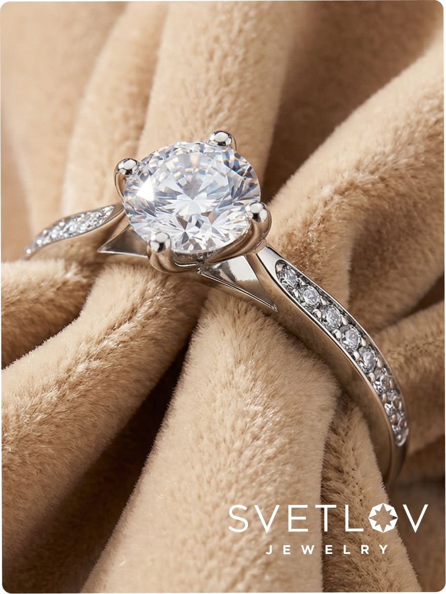 Серебряное кольцо 925 пробы с крупным камнем из Италии 