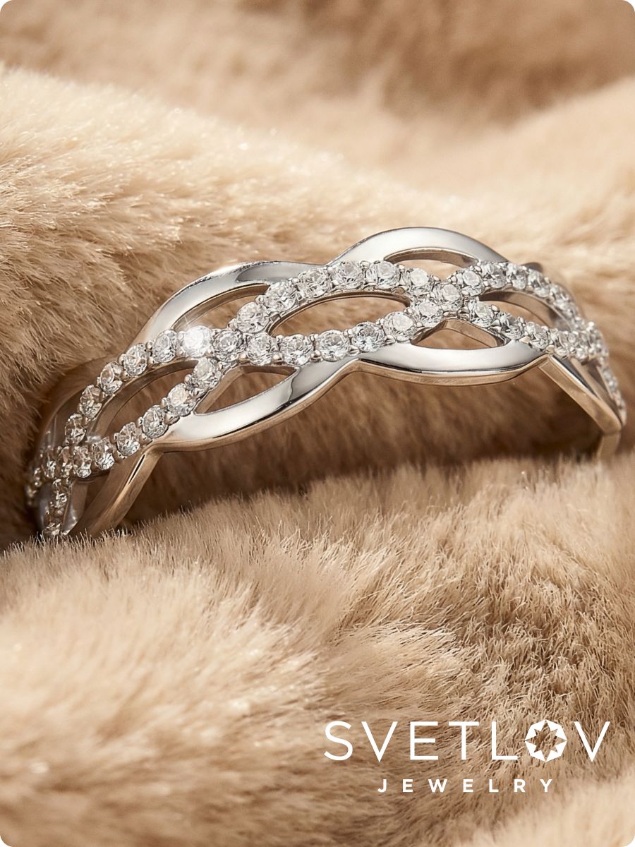 Серебряное кольцо 925 пробы с фианитами из Италии 